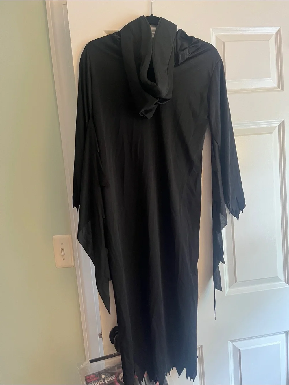 Classic Black Ghost Face Hooded Halloween Costume